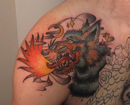 Robert Hendrickson - Tradtional stipple wolf tattoo 